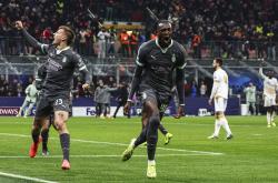 爱游戏tv-乌克兰队在欧预赛中取得亮眼成绩