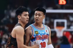 爱游戏tv-关于北京队轻取深圳队，高诗岩点燃赛场的信息