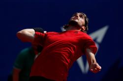 爱游戏入口-包含西班牙网球队完胜世界网球队，纳达尔一己之力扛起全队的词条