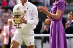 爱游戏官网-英国击剑选手以绝对优势夺冠