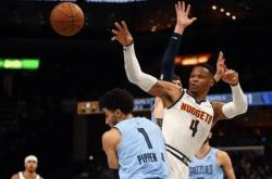 爱游戏在线-热火完胜波兰男篮，威斯布鲁克关键制胜