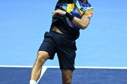 AYX体育赛事-包含欧洲网球队绝地反击英国网球队，费德勒制霸全场的词条