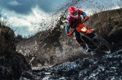 爱游戏-米切尔状态火热导演逆转好戏 鹈鹕末节翻盘吉林队