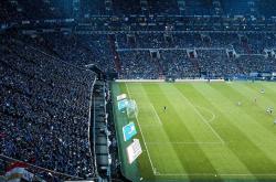 爱游戏tv-富安健洋，后防磐石，埃及与那不勒斯的战术博弈中的稳定器