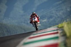 爱游戏官方入口-独行侠关键战突围火箭，贝恩成为关键先生