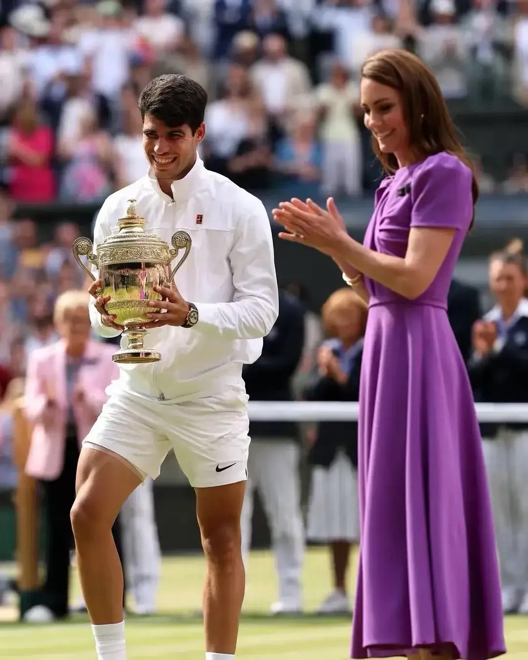 英国击剑选手以绝对优势夺冠