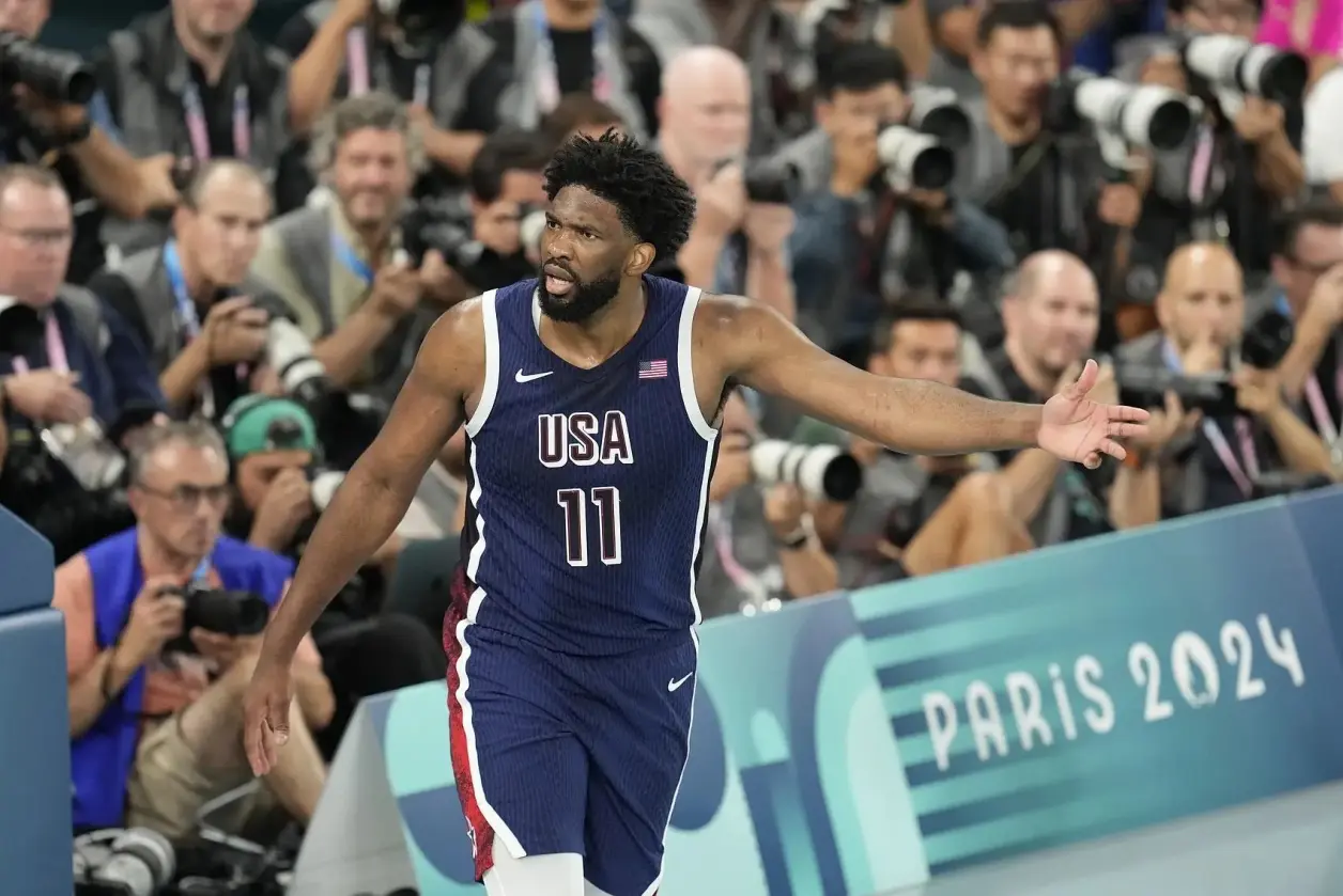 福建队鏖战76人，恩比德关键制胜