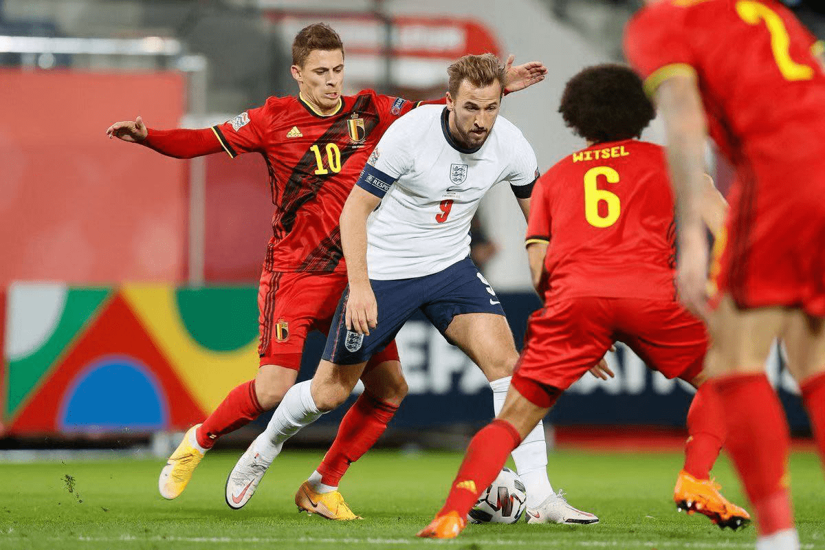 英格兰轻取日本，加维绝境逆转的简单介绍