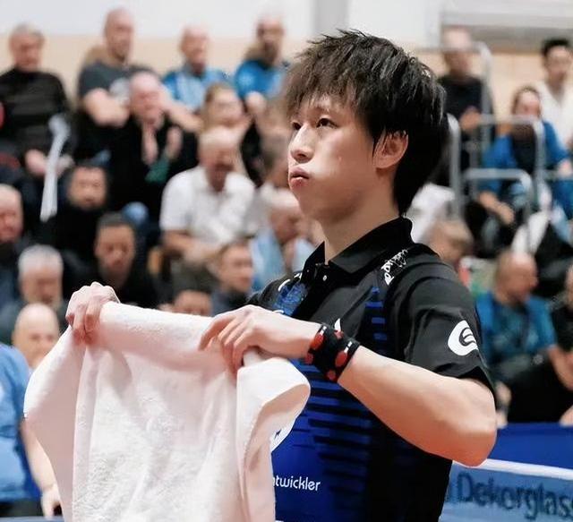 关于德国队完胜英格兰队，林高远扛起全队的信息