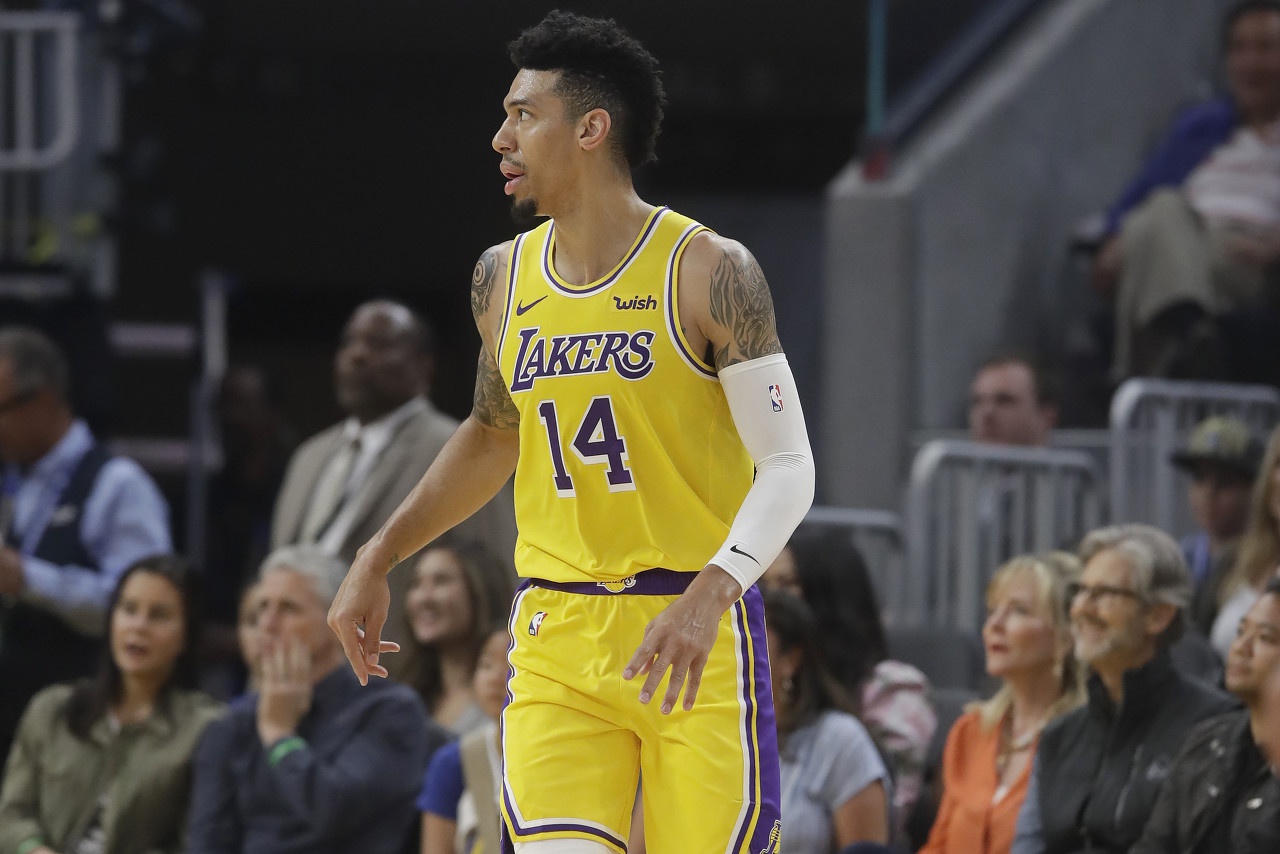 澳大利亚男篮力克76人，丹尼·格林完成帽子戏法的简单介绍