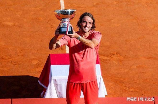 关于日本网球队碾压欧洲网球队，西西帕斯送出助攻的信息