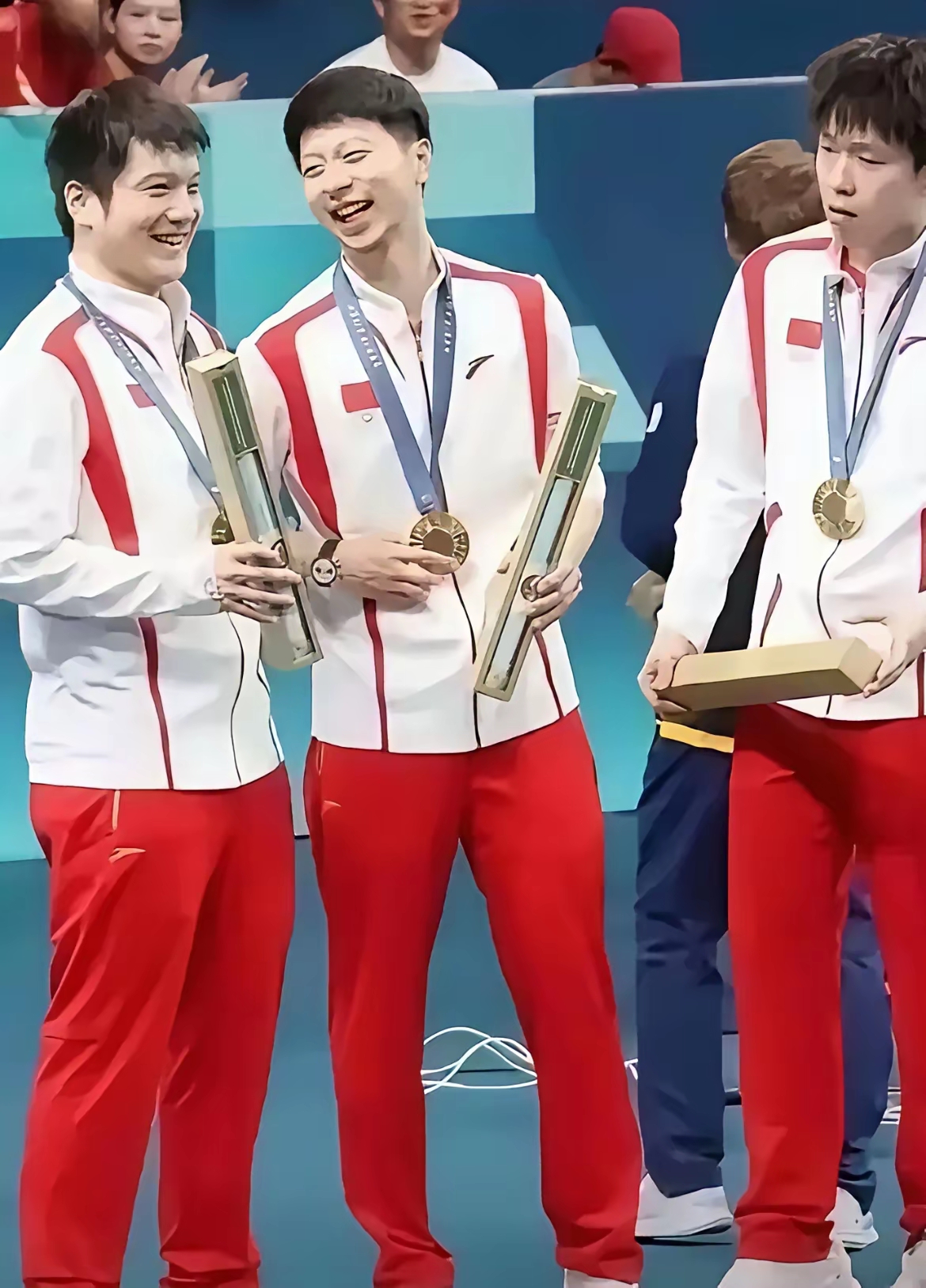 中国乒乓球队逆转德国乒乓球队,马龙制霸全场 中国乒乓球队逆转德国乒乓球队,马龙制霸全场