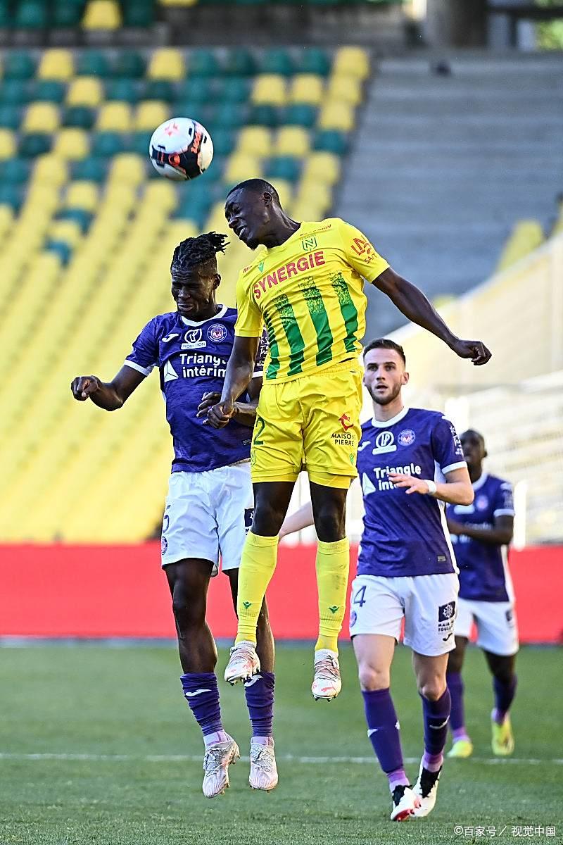 南特足球俱乐部在比赛中取得胜利