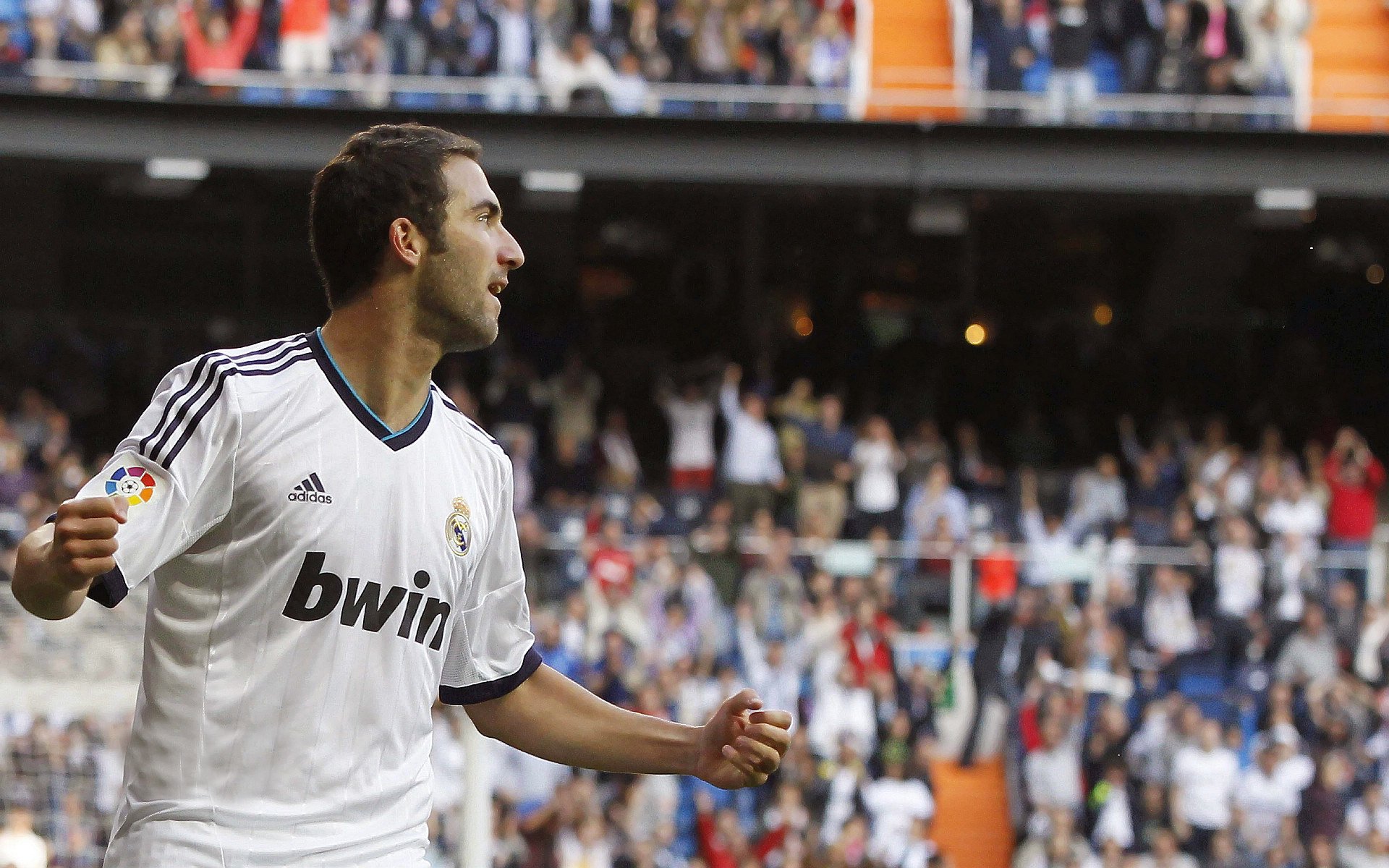 阿根廷防守锁死埃及,梅西成为关键先生