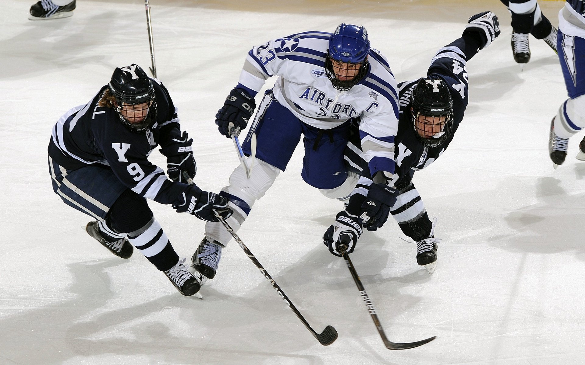 孤胆英雄奥恰洛夫独木难支，葡萄牙队惊险逆转德国队