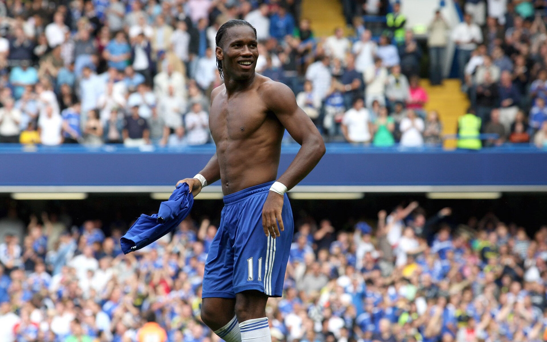 逆境中的王者，梅西如何扛起全队，铸就摩洛哥翻盘巴黎的传奇之夜